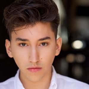 Meet your Posher, Aaron